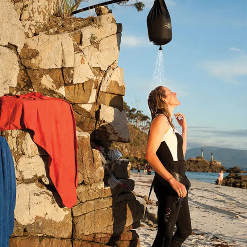 Sea to Summit Pocket Shower-1